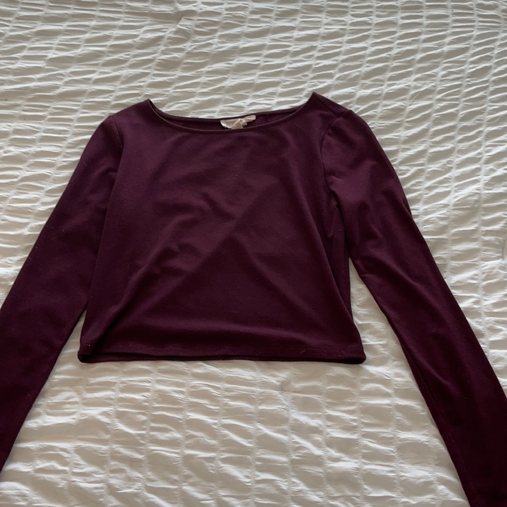 cropped long sleeve top